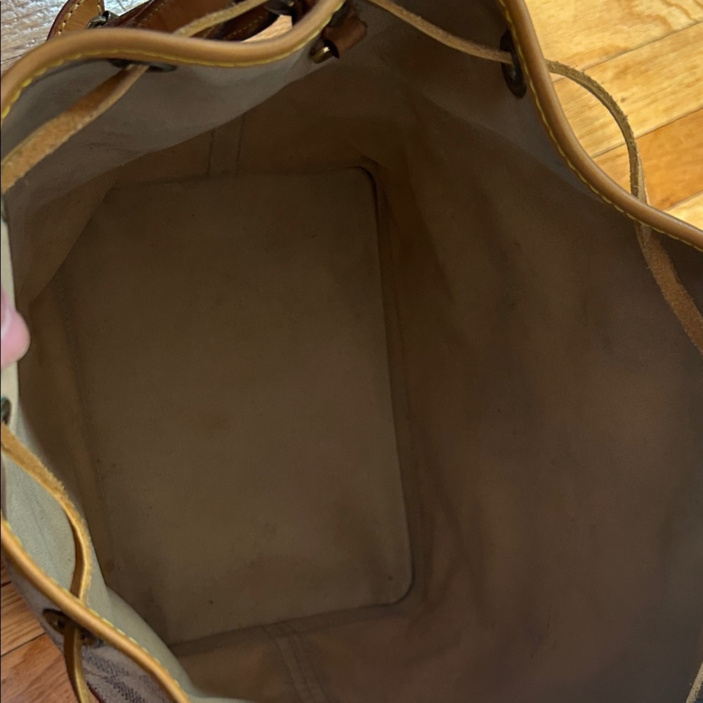 Louis Vuitton Damier Azur Noe Shoulder Bag - Picture 6 of 6